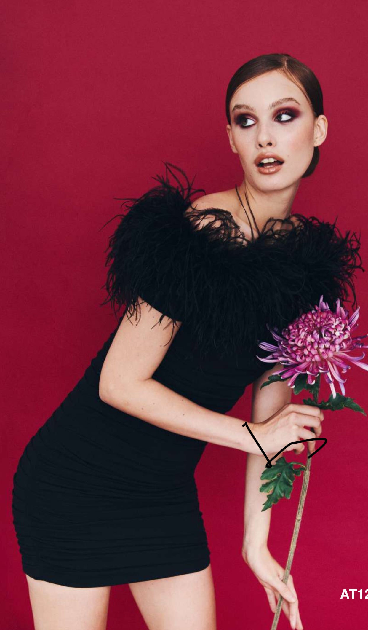 Mini abito piume boa